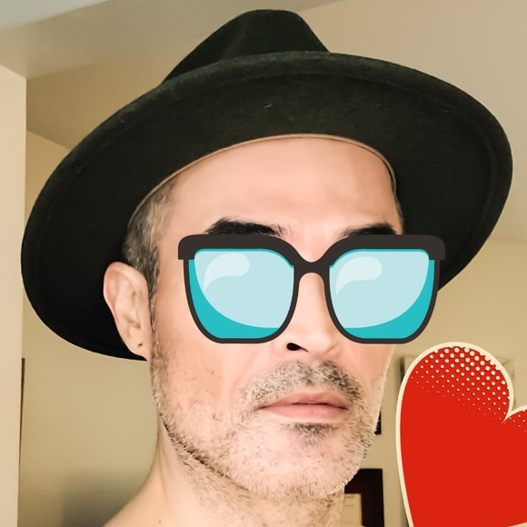 Meet your Posher, Posh - Picture 1 of 1